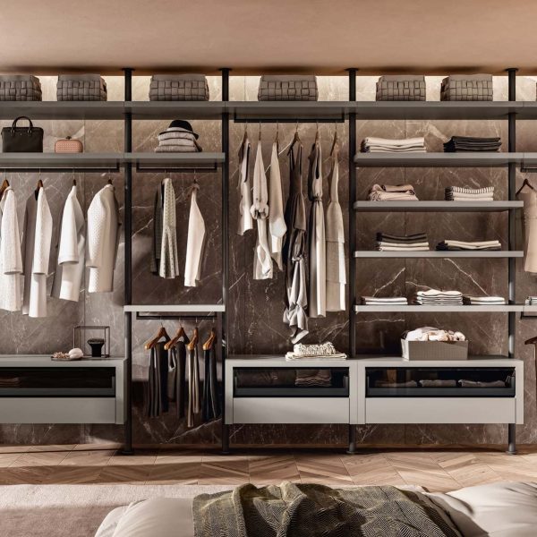 VISTA 1187 | Walk-in wardrobe By Lago