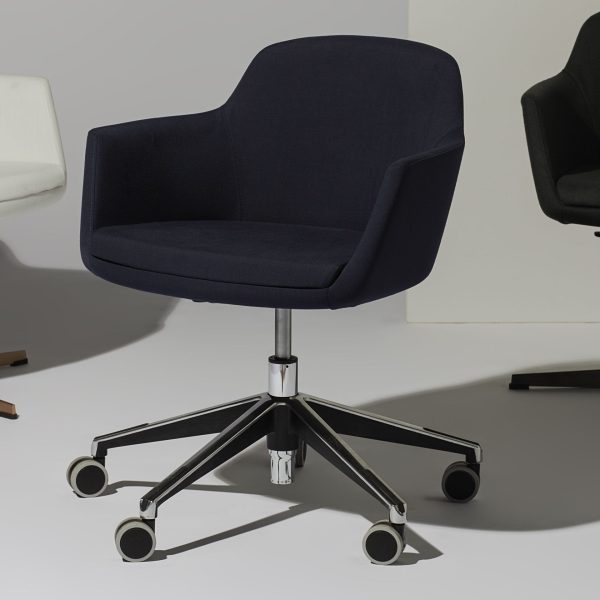 VOGUE | Office chair with castors By Manerba