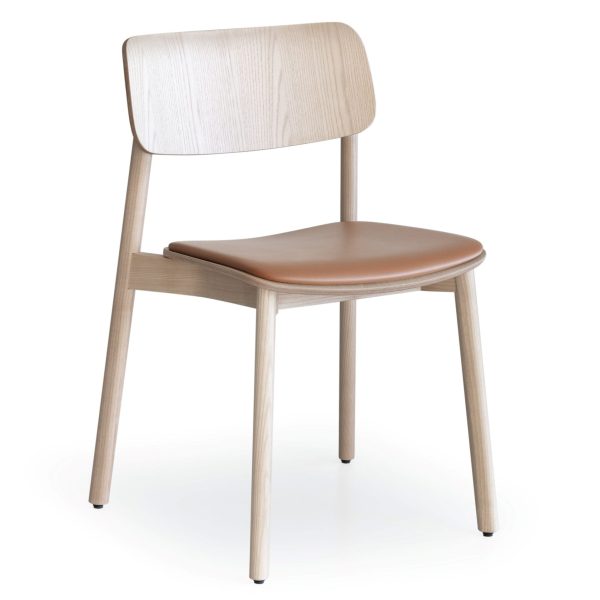 OIVA | Chair with integrated cushion By Lapalma