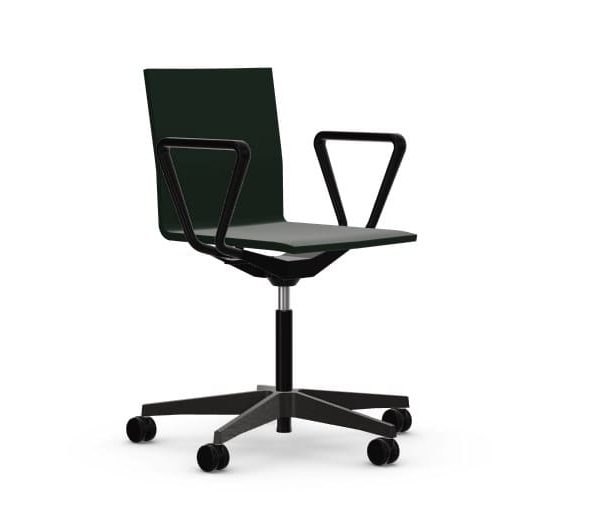04 By Vitra