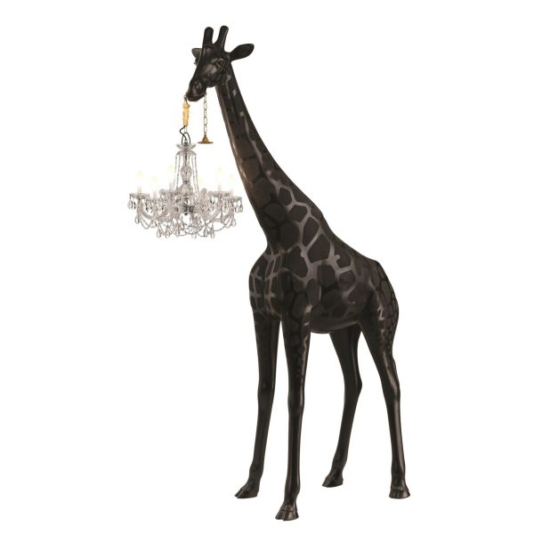 GIRAFFE IN LOVE M By Qeeboo