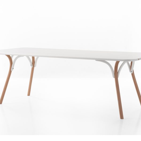 ARCH DINING TABLE By Wiener GTV Design