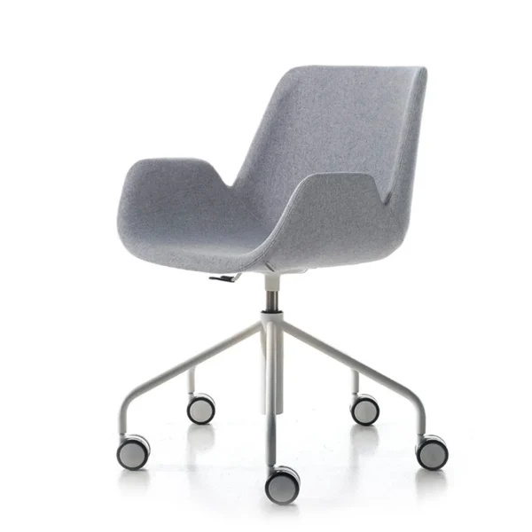 TWELVE | Chair with 5-spoke base By m.arte design
