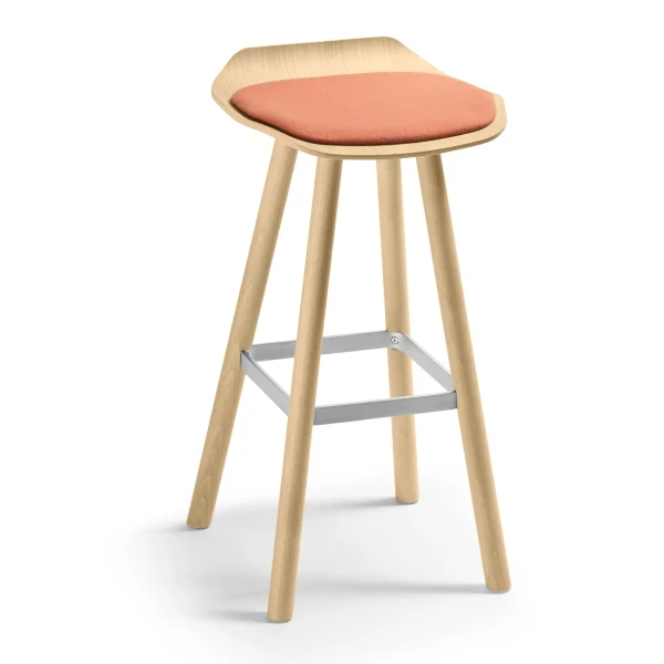 SET | Stool with integrated cushion By Sellex
