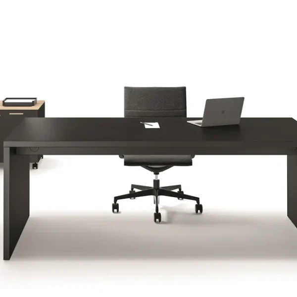 SILE | Rectangular office desk By Bralco