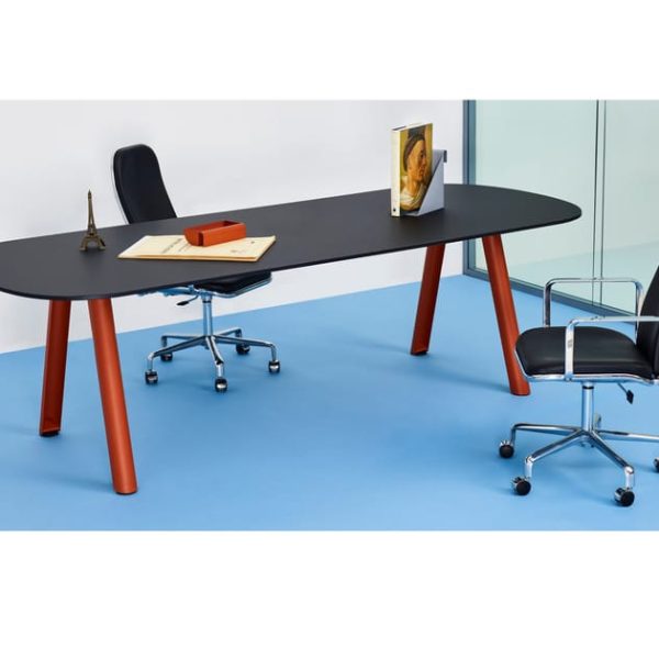 APOLLO | Oval office desk By Manerba