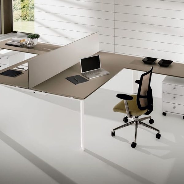COWORK | L-shaped office desk By IFT Office