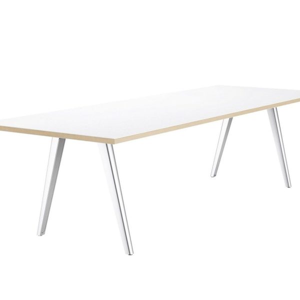 1500 By Thonet