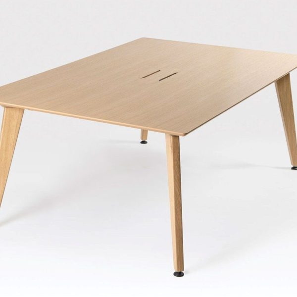 THEODORE | Meeting table By Liqui Contracts