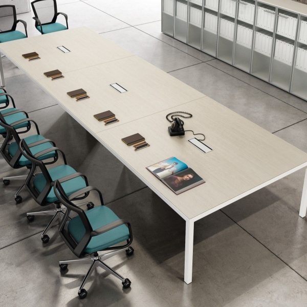 KAY4 | Rectangular meeting table By Styloffice