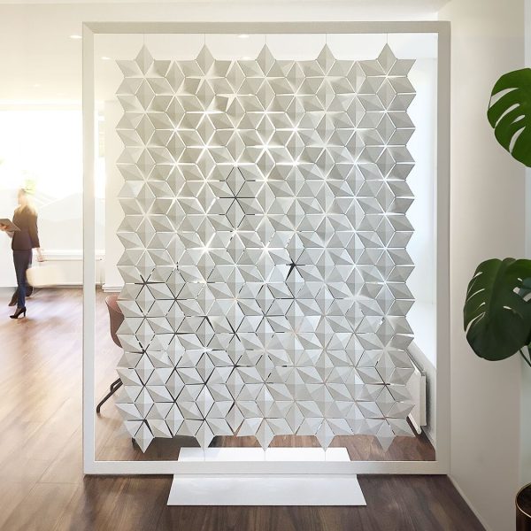 FACET 204x260cm in white By Bloomming