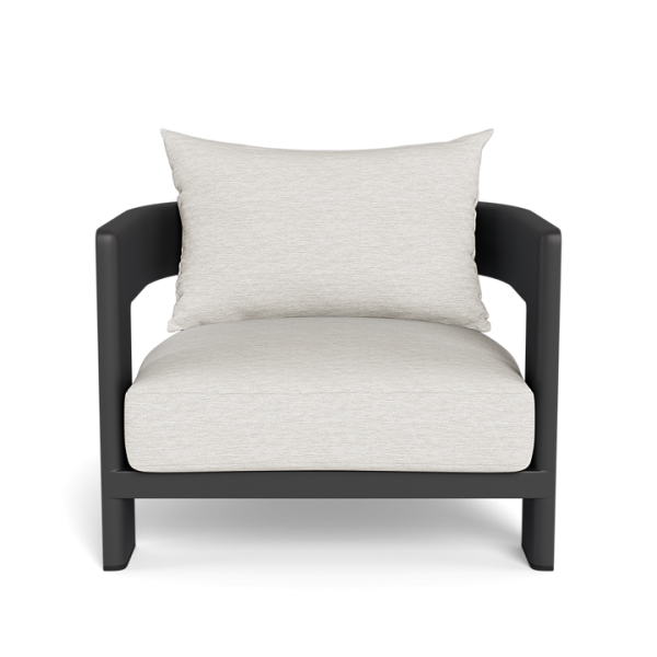 Victoria Aluminum Lounge Chair BY HARBOUR